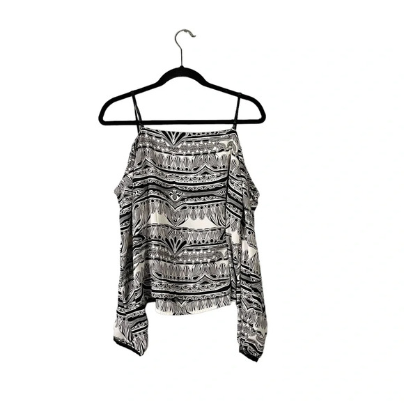 DO+BE Boho Cold Shoulder Open Shoulder Patterned Blouse Size Small Black & White - Picture 2 of 7